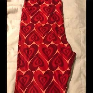 LuLaRoe Valentines TC leggings