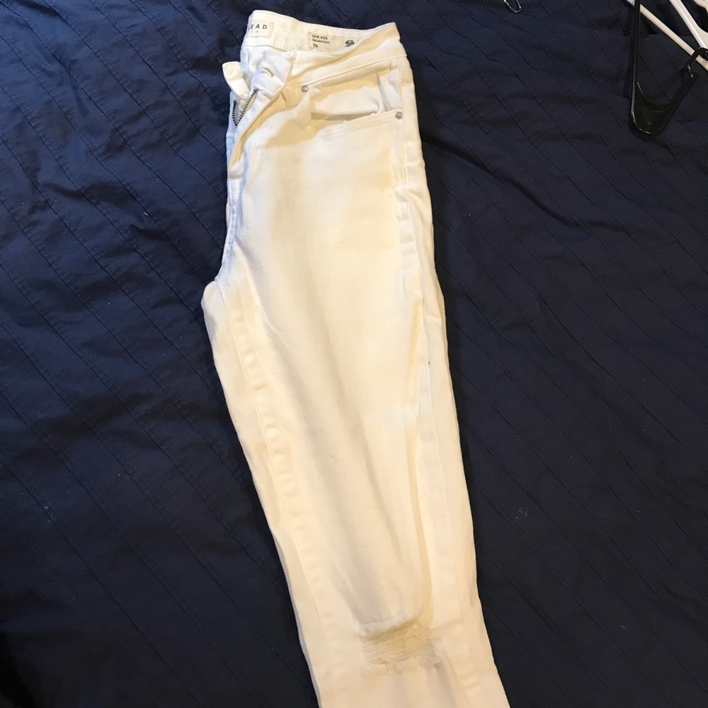 Bullhead Capri white