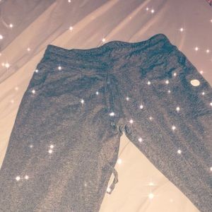 Gray joggers With pockets! Size medium!