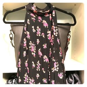 Dressy Elle flowing tank top