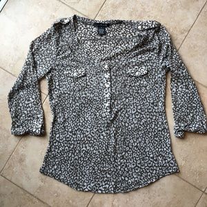 Willi Smith 3/4 sleeve animal print top