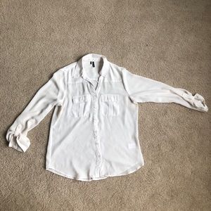 Maurice’s White Button up with pocket detail