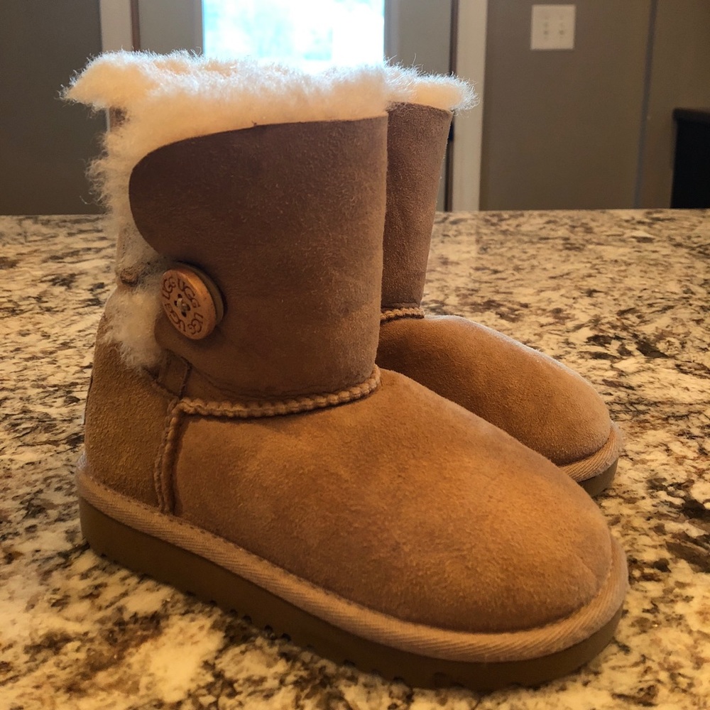 Ugg Toddler Boots, Size 9