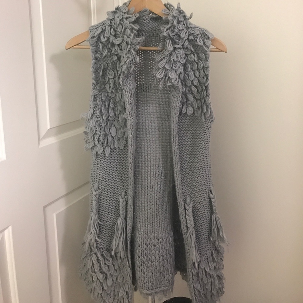 Bohemian sweater vest in grey