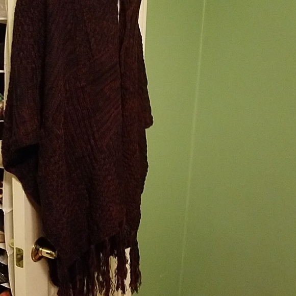 NWT Knit Hooded Poncho in blue and red - Picture 2 of 4