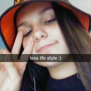 Meet your Posher, Victoria