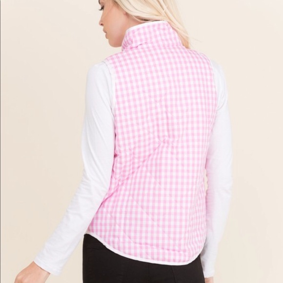<< Pink Checkered Plaid Puffer Vest >> - Picture 3 of 4