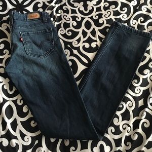 Dark Blue Levi’s Straight Leg Jeans