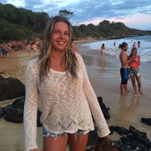 Meet your Posher, Nina