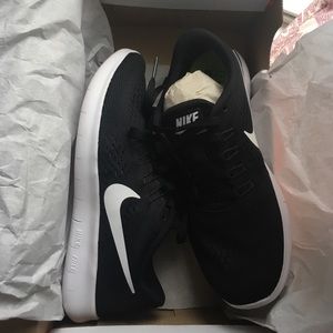 Nike Free Runs *Brand New, Never Worn*