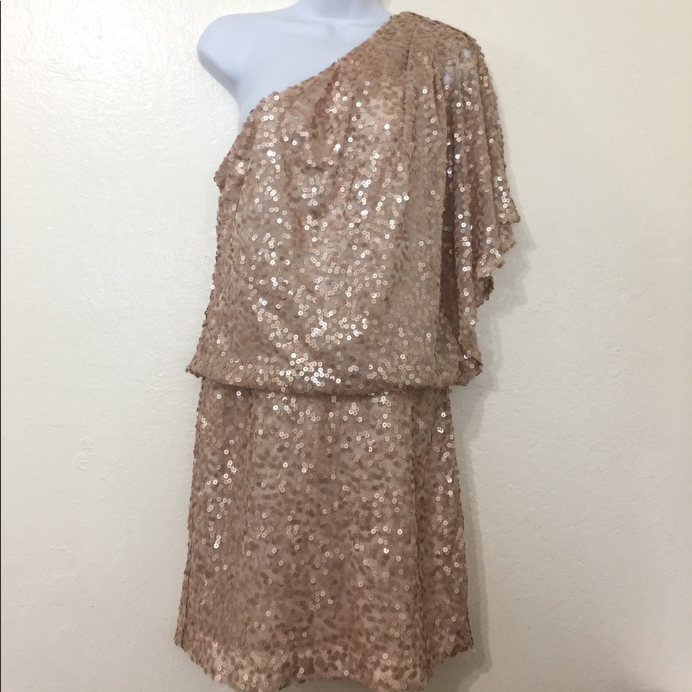 Jessica Simpson size 6 one shoulder sequined tan