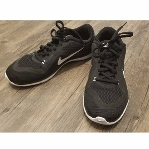 NIKE FLEX TR 6 W