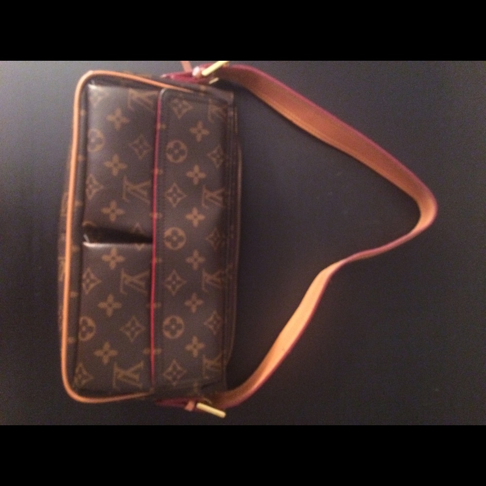Louis Vuitton Purse
