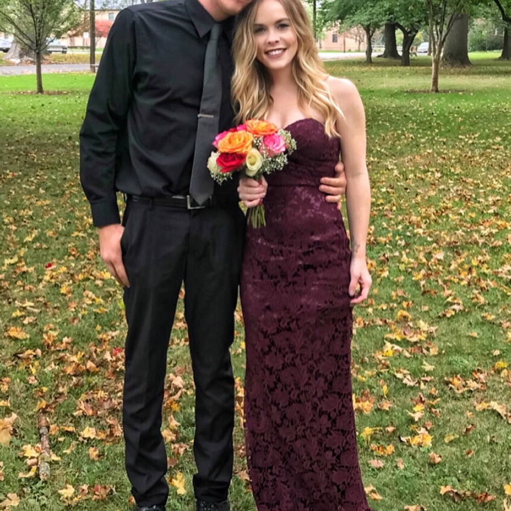 LuLu’s Strapless Lace Dress - Wine