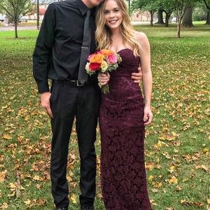 LuLu’s Strapless Lace Dress - Wine