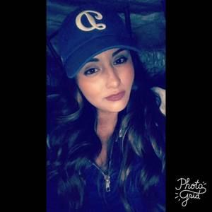 Meet your Posher, Tessa