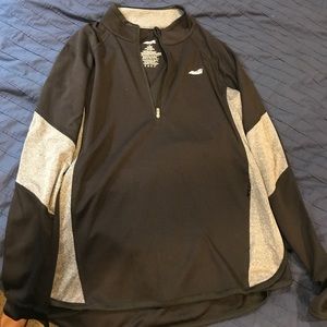 Athletic pull over