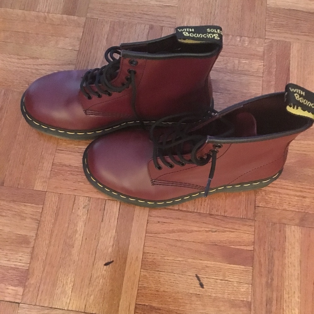 Doc Martens burgundy booties