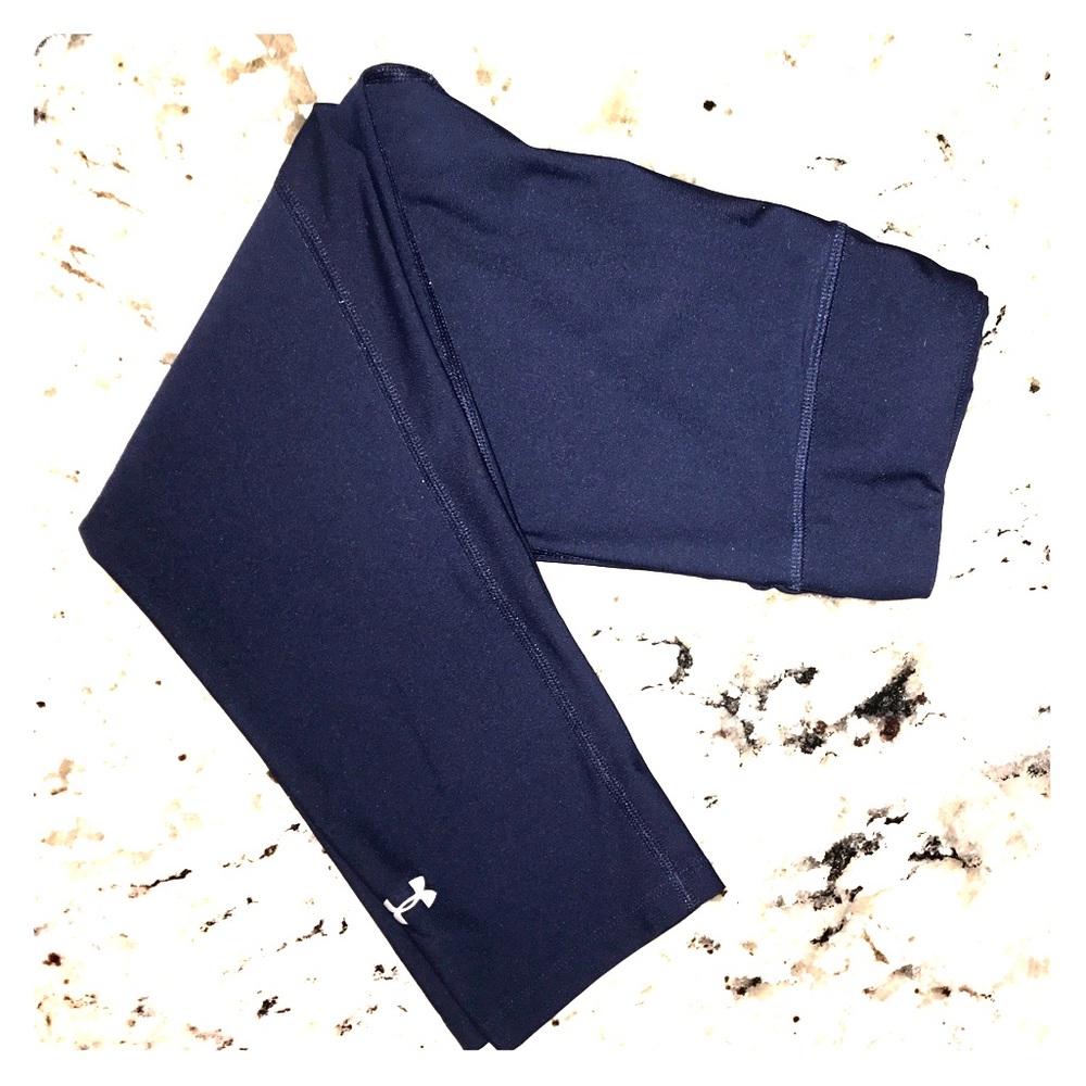 Small navy blue under armor stretch pants