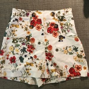 Floral Highwasted Shorts