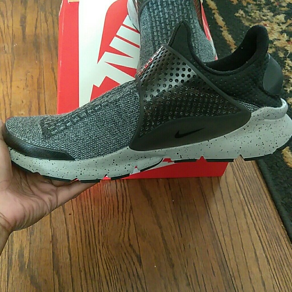 Shoes - Picture 2 of 4