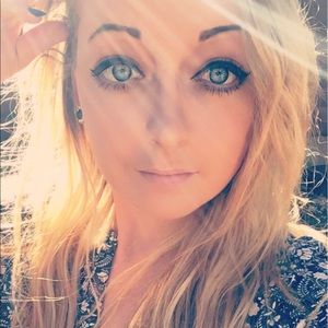 Meet your Posher, Shelby