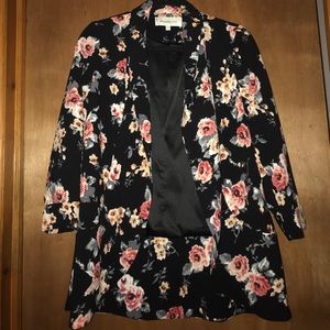 Daniel Rainn black floral blazer