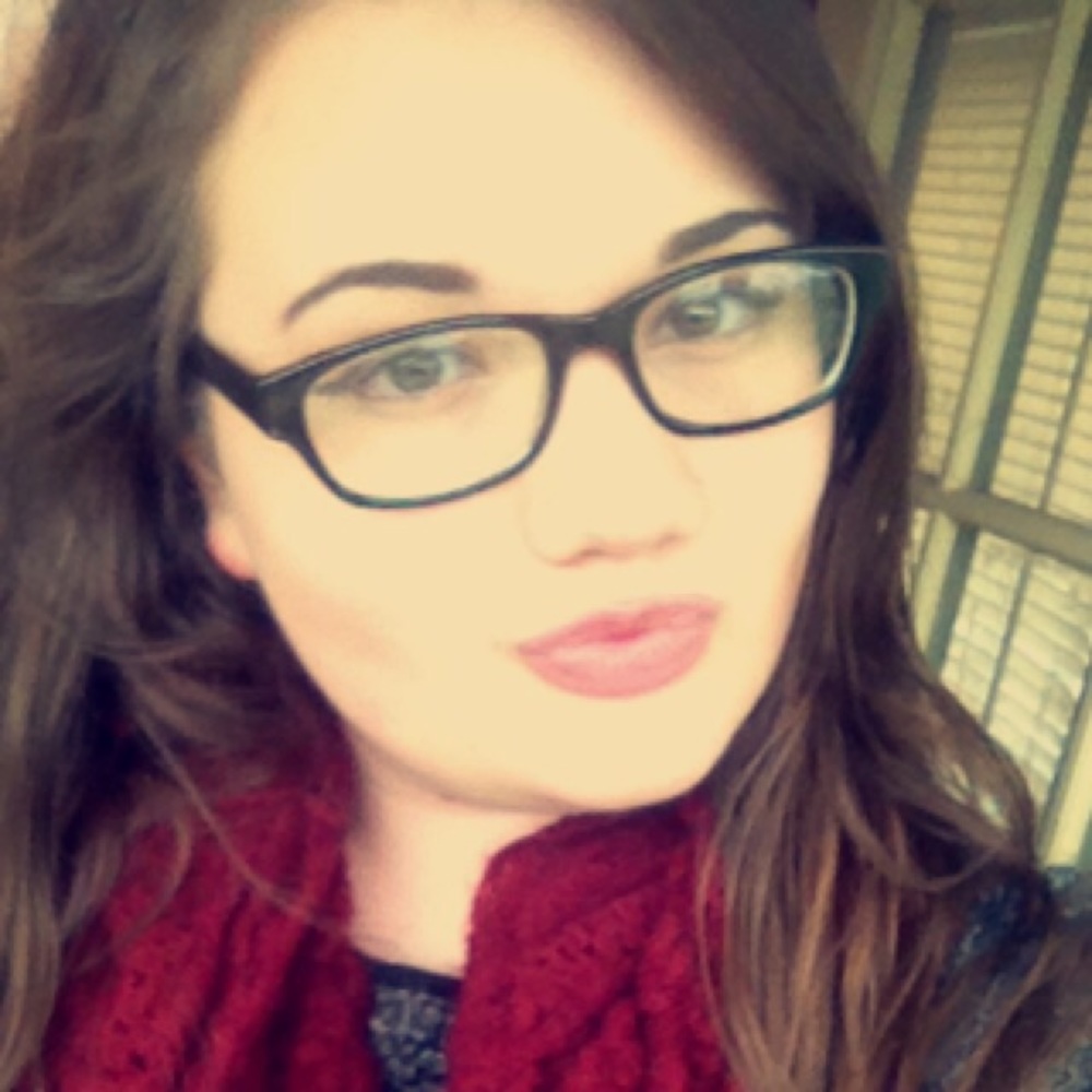 Meet your Posher, Kayla