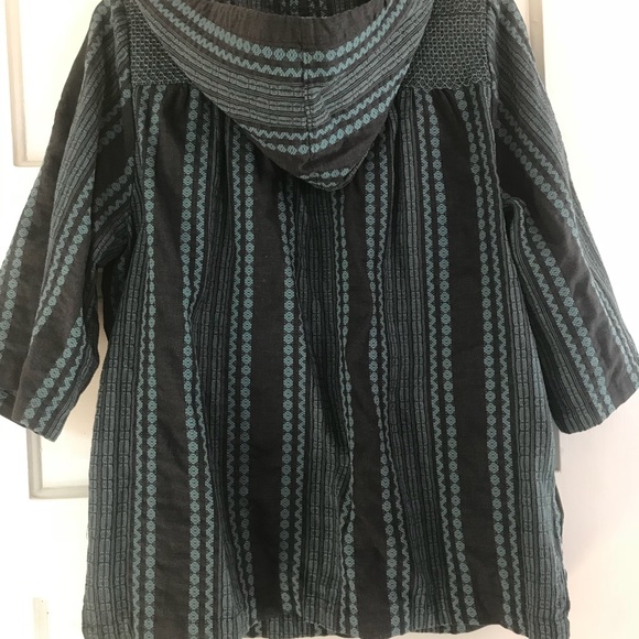Urban Outfitters Hooded Poncho - Picture 3 of 3