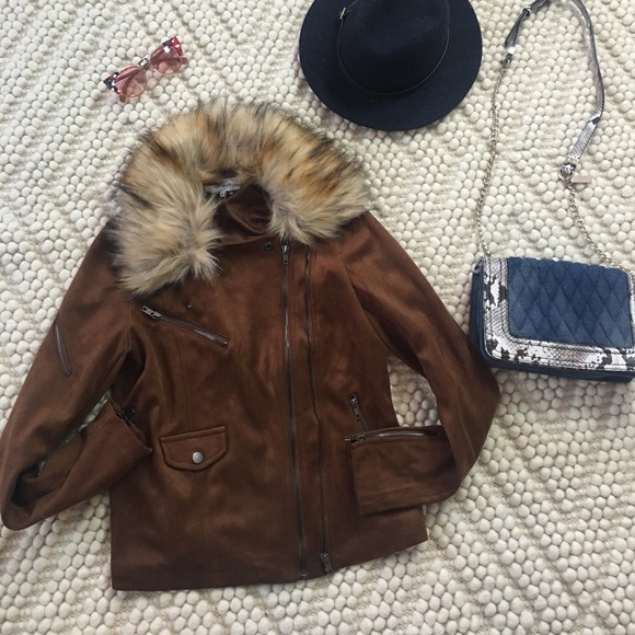 John + Jenn by Line. Hudson Suede Moto Jacket - Picture 6 of 8