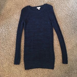 Blue tunic sweater
