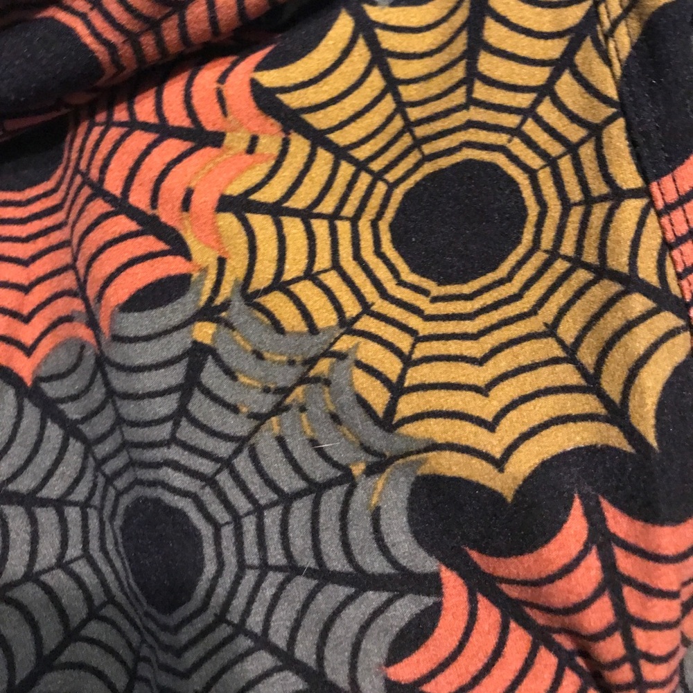 Gently used spider web lularoe leggings