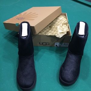Women’s Classic Short Calf Hair Scales Ugg Boots