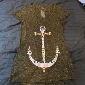 V neck anchor T-shirt