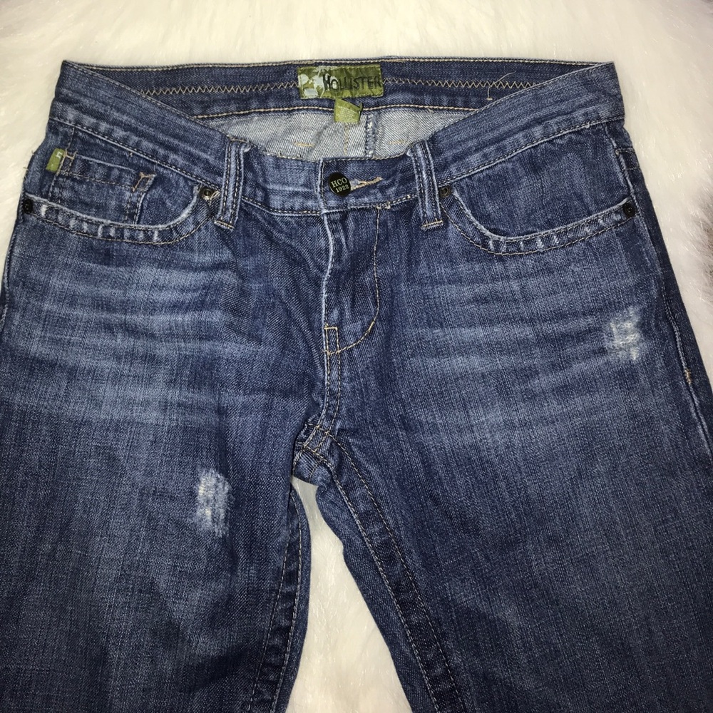 Gently used Hollister distressed jeans - Picture 3 of 8