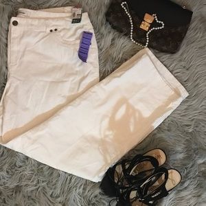 NWT CJ Banks White Corduroy Jeans 20w