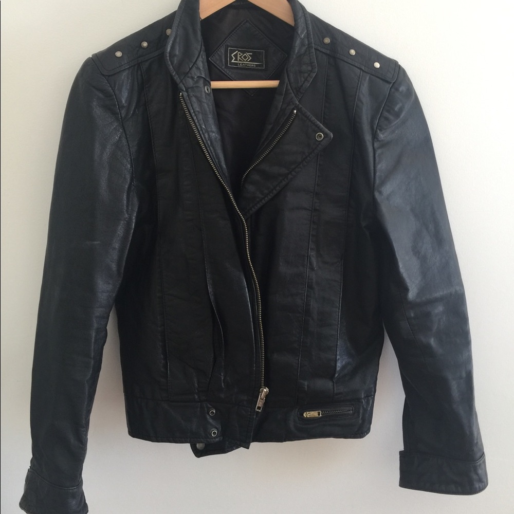 Freakin' amazing 80s leather jacket.