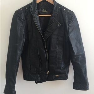 Freakin' amazing 80s leather jacket.