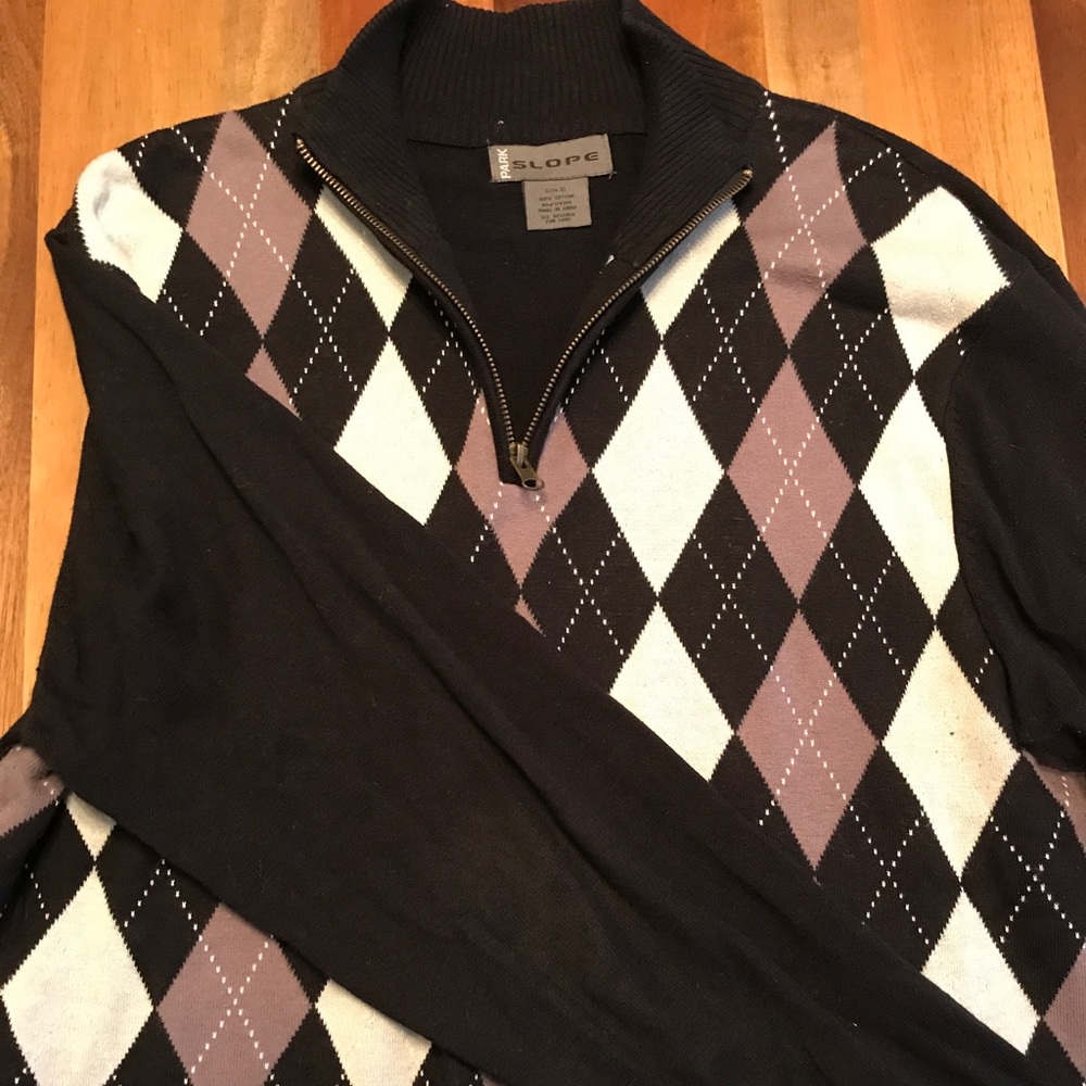 Men's XL Park Slope black argyle sweater.