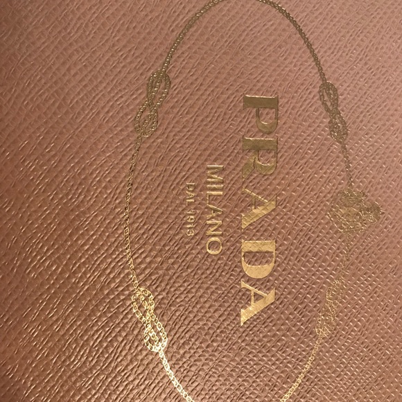 Prada driving shoes worn once for three hours. - Picture 2 of 5