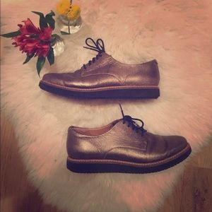 Clarks metallic gold loafers - 8