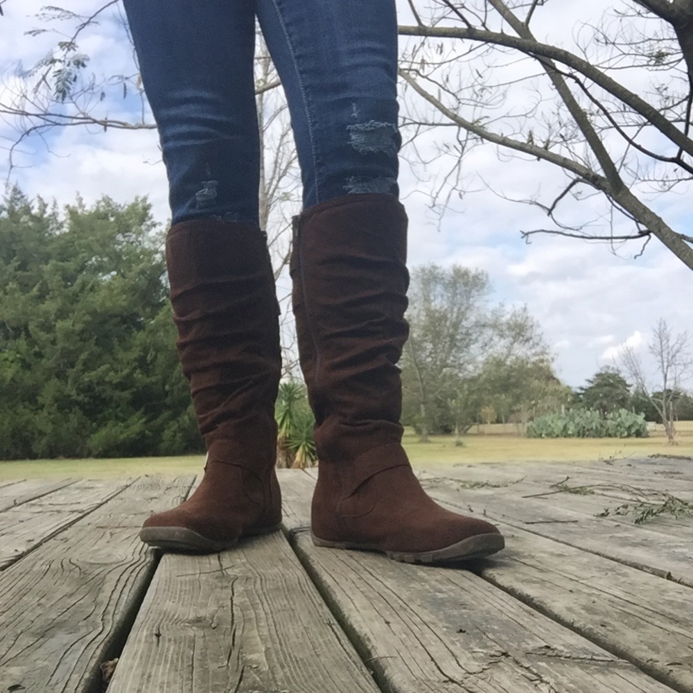 "Hot Cakes" Boots - Sz 8