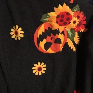 Gently used pumpkin and flower leggings lularoe
