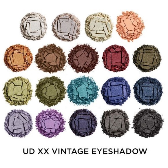 ๐ HP๐  Decay Vintage Vault XX Makeup Set Authentic - Picture 8 of 8