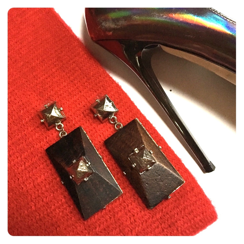 Geometric earrings