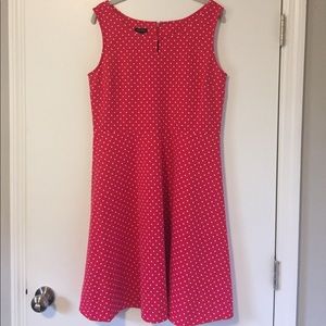Talbot's sleeveless Fit &Flare Pink Polk dot dress