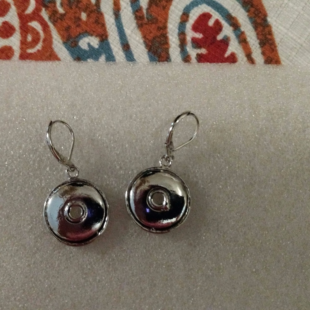 Ginger Snap Earrings without Snaps