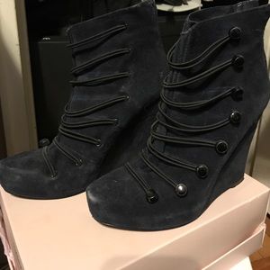 Rachel Roy blue suede wedge boots