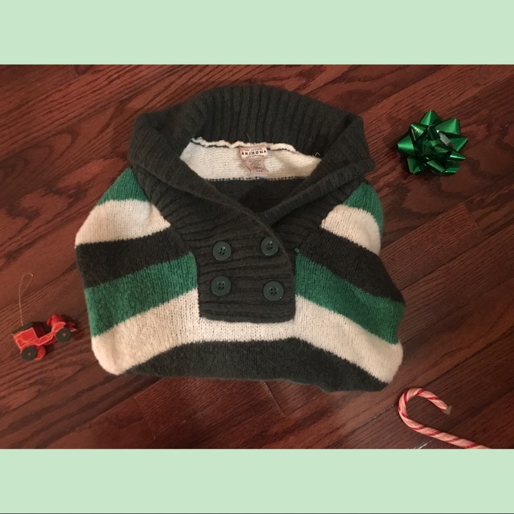 Warm & cozy green stripped sweater