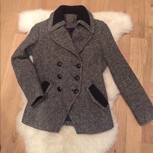 Trina Turk wool jacket - tailored and sexy! - 4
